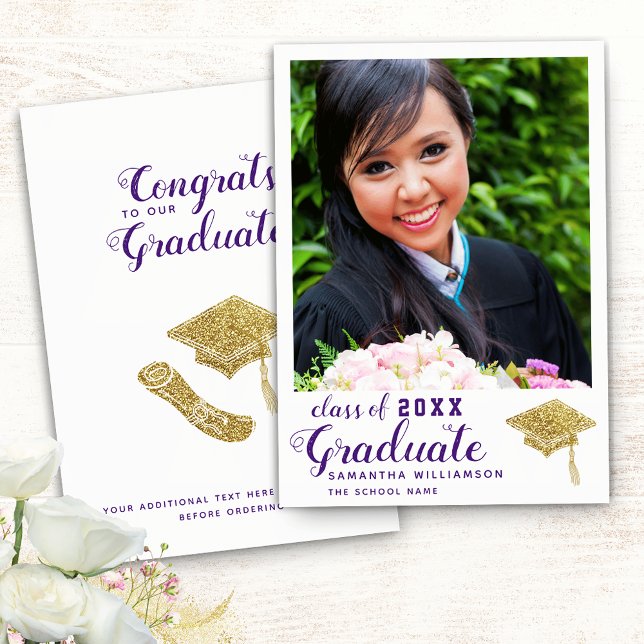 Klasse von 2025 Grad Foto Weißer Lila Abschluss Ankündigung (Von Creator hochgeladen)