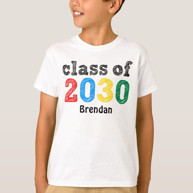 Klasse von 2030 personalisiert T-Shirt (Vorderseite)