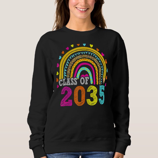 Klasse von 2035 Regenbogen wachsen mit mir ersten  Sweatshirt (Vorderseite)