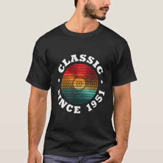 Klassik seit 1951 Retro Vinyl Record Vintag Birt T-Shirt