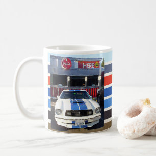 Klassiker-Cruise-Night im Diner Kaffeetasse
