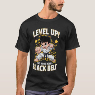 Klassiker Dieses Kind ist jetzt ein schwarzer Gürt T-Shirt