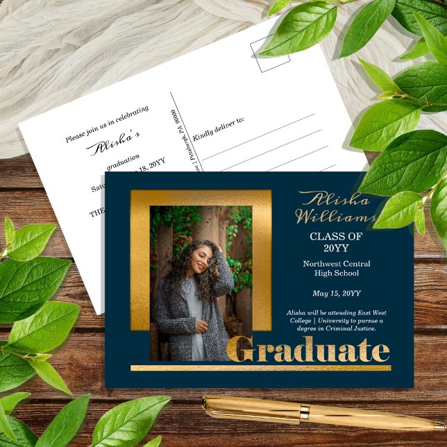 Klassisch Elegante Gold Text Graduate 1 Foto Dk Aq Postkarte (Classy and Elegant Gold Tone Text "Graduate" One Photo Dark Teal Graduation Announcement Postcard)