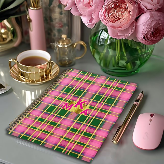 Klassisch Rosa & Grün kariert mit Monogramm  Notizbuch (Preppy Plaid Pink and Green Monogrammed Notebook, Glossy Softcover(shown) or Matte Hardcover)