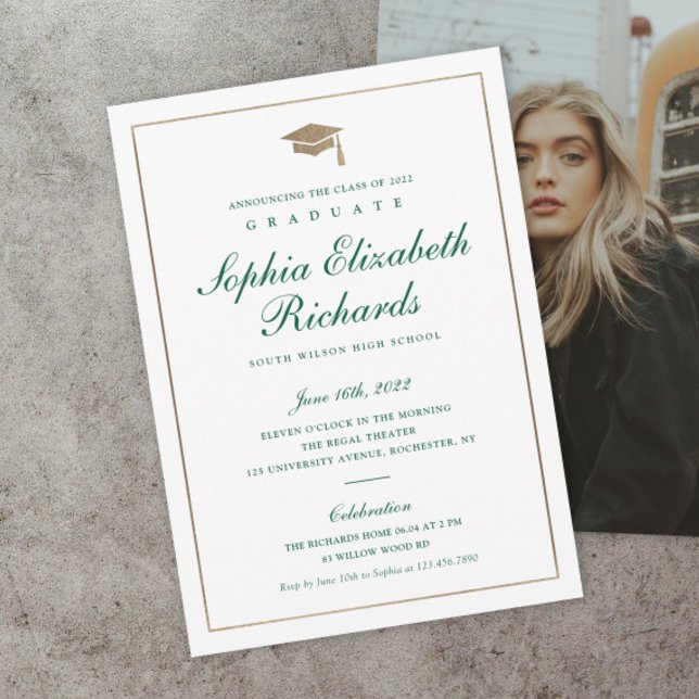 Klassische Abschluss-Einladungskarte mit goldenem  Einladung (Classic green and gold script formal photo graduation invitations.)