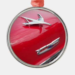 Klassische aero Arthaubenverzierung mit roter Ornament Aus Metall