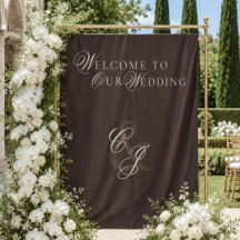 Klassische dunkelbraune Hochzeit im Stil des alten