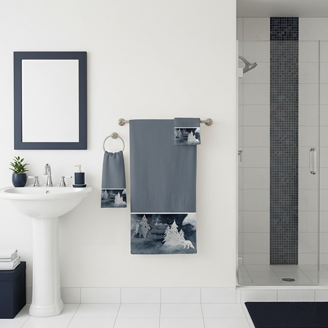 Klassische dunkle Winterszene mit Fuchs Weihnachte Badhandtuch Set (Von Creator hochgeladen)