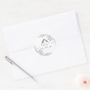 Klassische elegante schwarze weiße Blumenhochzeit Runder Aufkleber