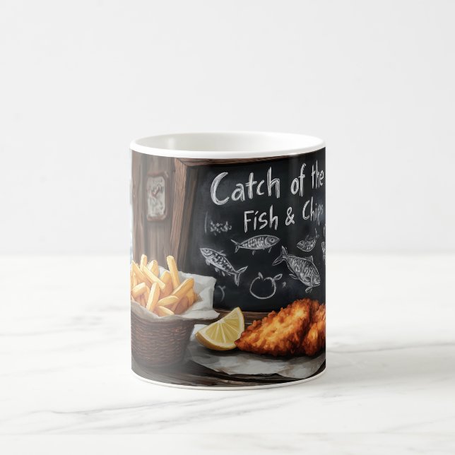 Klassische Fische und Chips und Schwarze Pappe Kaffeetasse (Mittel)