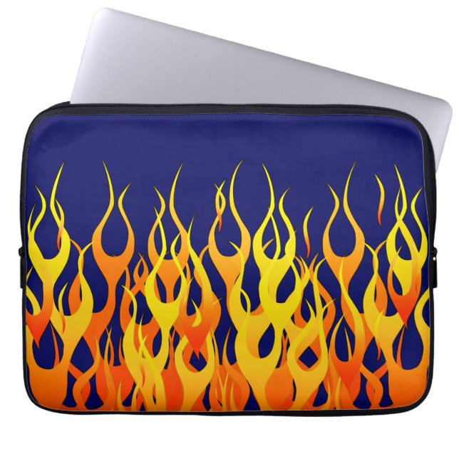 Klassische Flammenfeuer auf blauem Navy Laptopschutzhülle (Vorderseite)
