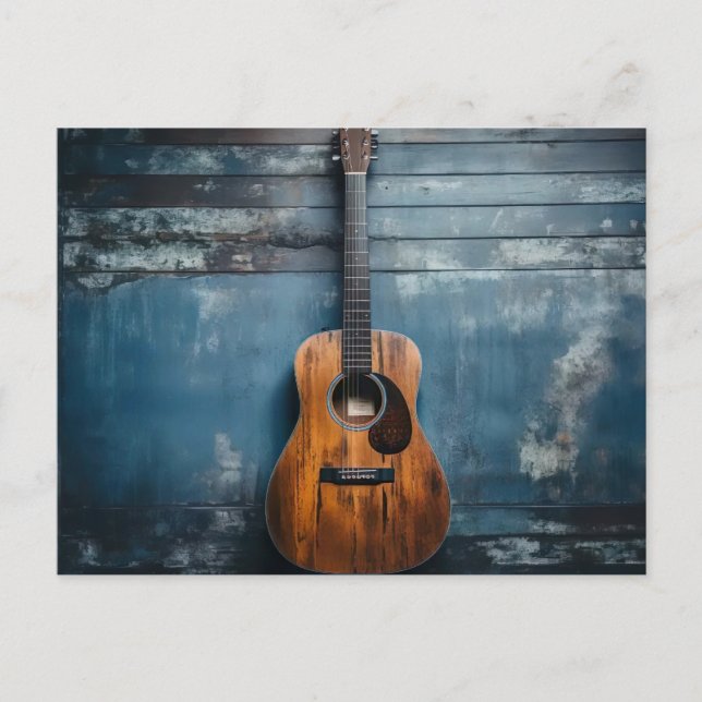 Klassische Gitarre an blauer rustikaler Holzwand Postkarte (Vorderseite)