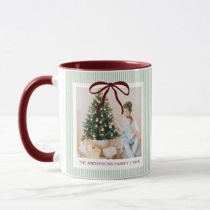 Klassische grüne Streifen rote Schleife Weihnachte Tasse