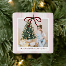 Klassische rosa Streifen rote Schleife Weihnachten