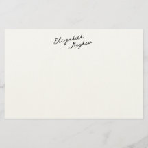 Klassische Schreibwaren mit handgeschriebenem Name