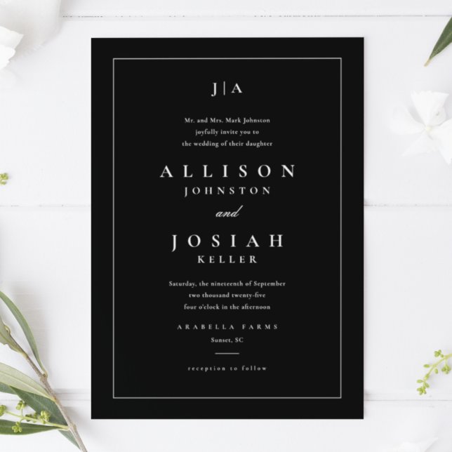 Klassische Schwarz-Weiß-Hochzeit Einladung (Classic formal black and white wedding invitation with couples monogram and elegant typography.)