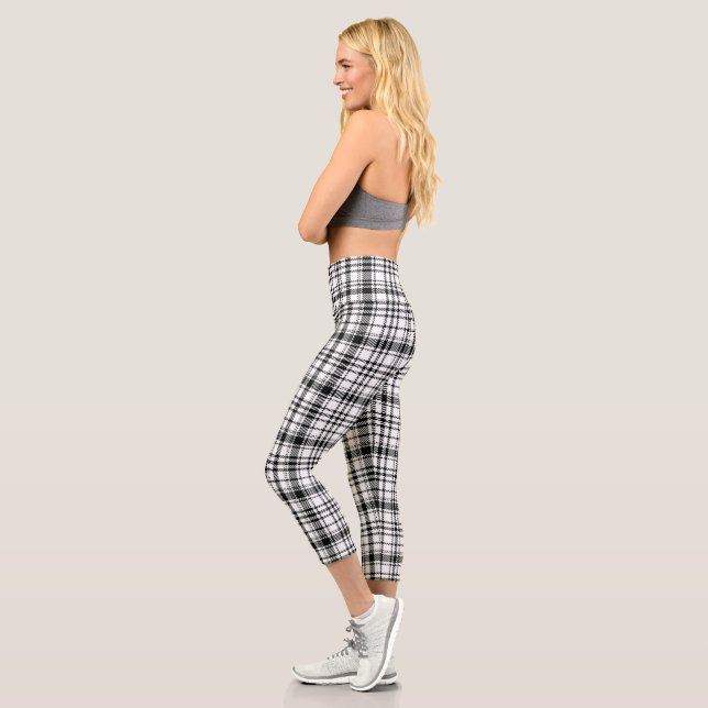 Klassische Schwarz-Weiß-Kariert Capri Leggings (Links)