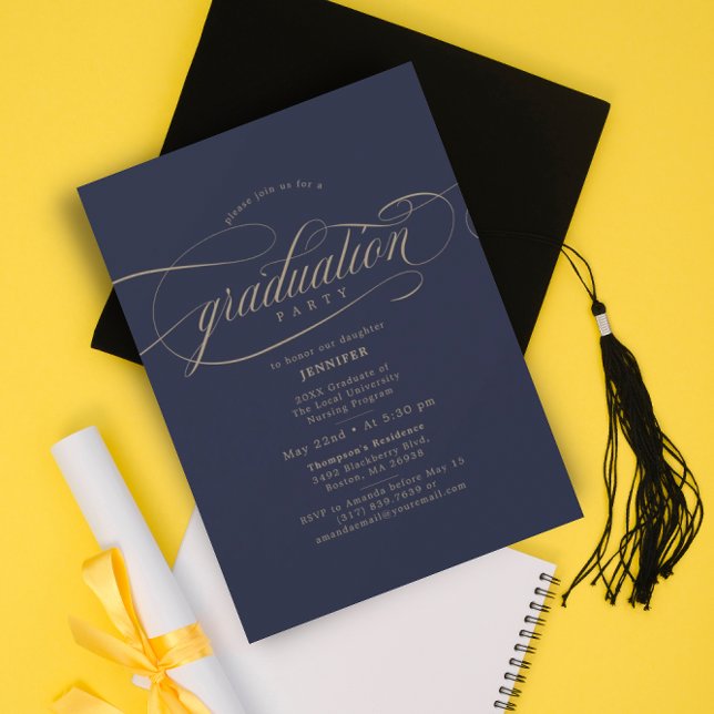 Klassische Script-Navy-Gold-Graduation-Party Einladung (Von Creator hochgeladen)