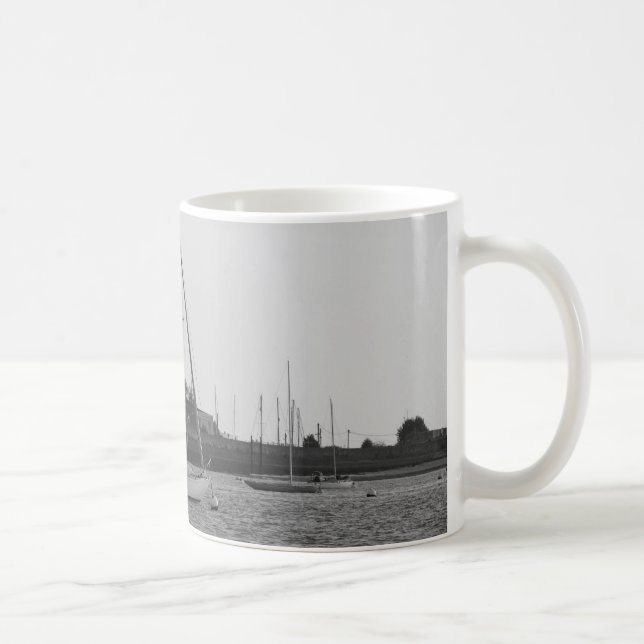 Klassische Steckdose Tasse (Rechts)
