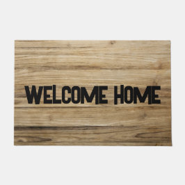 Klassische Tür. Fußmatte