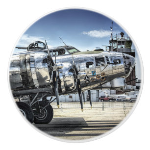 Klassischer Bomber der B-17 Keramikknauf