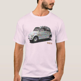 Klassischer Fiat 500 in weiß auf hellrosa T-Shirt