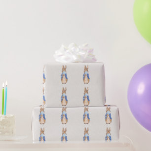 Klassischer Hase bläst einen blauen Kaugummi Geschenkpapier