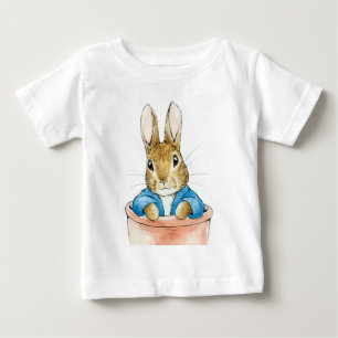 Klassischer Hase sitzt in einem Topf Baby T-shirt