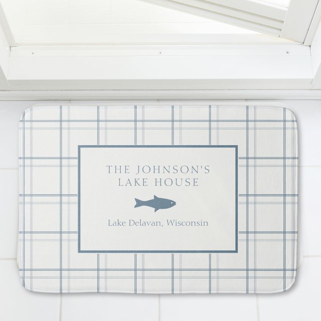 Klassischer, individualisierbarer Karierter Lake H Badematte (Von Creator hochgeladen)