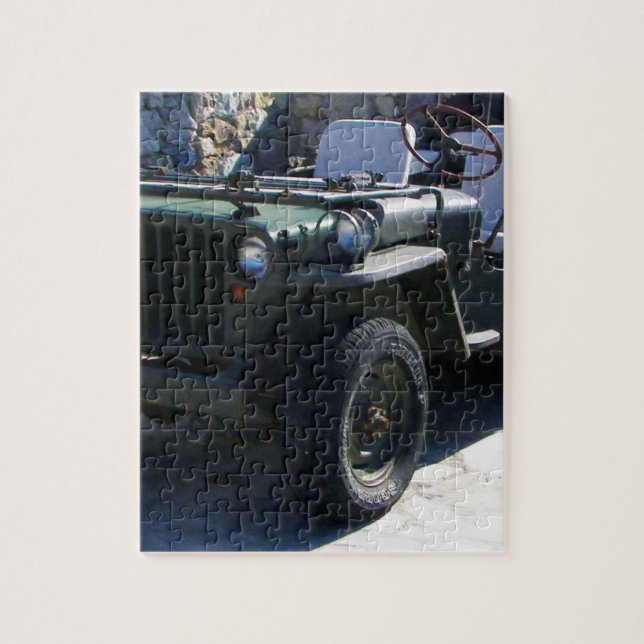 Klassischer Jeep von Willy's. Puzzle (Vertikal)