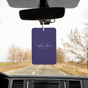 Klassischer minimalistischer Klassiker in Blau und Autolufterfrischer