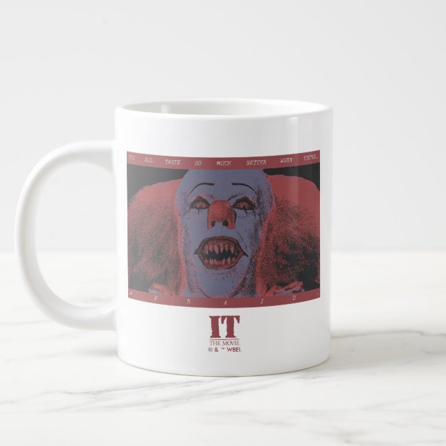 Klassischer Pennywise - Viel besser, wenn man Angs Jumbo-Tasse (Links)