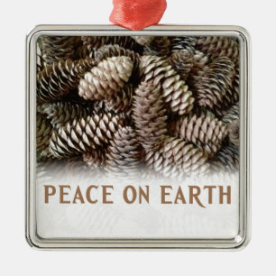 Klassischer Pine Cone Weltfrieden Ornament Aus Metall