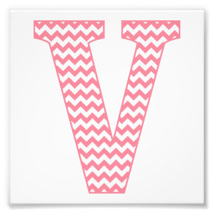 Klassischer Preppy Pink Zickzack Letter V Monogram Fotodruck