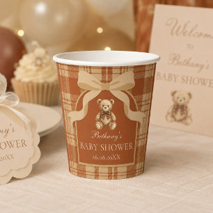 Klassischer Preppy-Teddybär in verbranntem Orange- Pappbecher