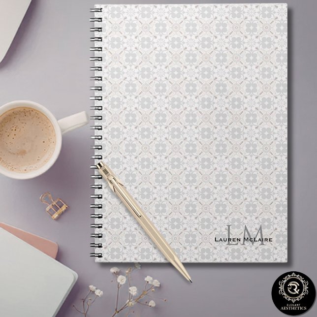 Klassischer spanischer Fliesen-Monogramm-Geschäfts Notizblock (Classic Spanish Tile Monogram Business Style Notebook)