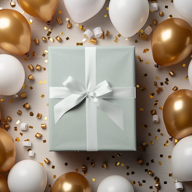 Klassischer Stapel: Papierrolle für antike Schnitt Geschenkpapier (Von Creator hochgeladen)