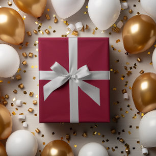 Klassischer Stapel: Rich Burgundy Wrapping Paper R Geschenkpapier