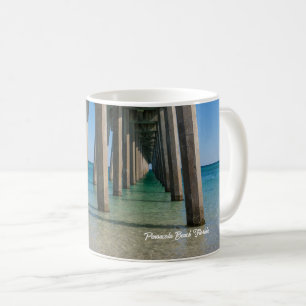 Klassischer Tasse unter Pensacola Beach Pier