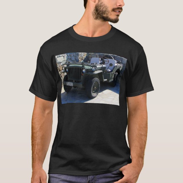 Klassischer Willys Jeep. T-Shirt (Vorderseite)