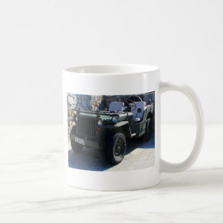 Klassischer Willys Jeep. Tasse