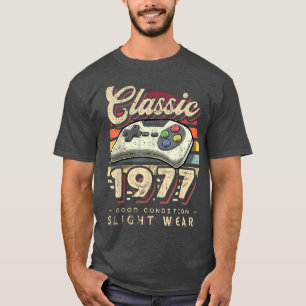 Klassisches 1977 45. Geburtstag Retro Video Game C T-Shirt