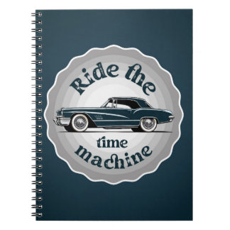 Klassisches Auto wie eine Abzeichen-Illustration. Notizblock