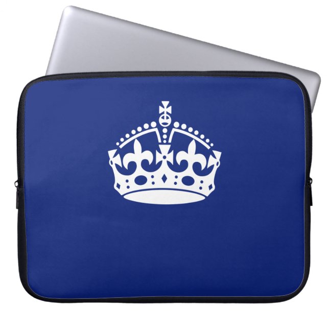 Klassisches Behieltest-Kronensymbol auf Navy Blue Laptopschutzhülle (Vorderseite)