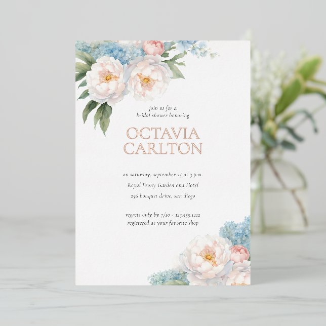 Klassisches Brautparty mit blauen und rosa Blume Folieneinladung (Stehend vorne)