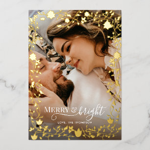 Klassisches Elegant Poinsettia Berries Foto Folien Feiertagskarte