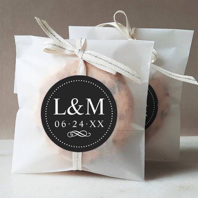 Klassisches elegantes Schwarz-Weiß-Hochzeitmonogra Runder Aufkleber (Von Creator hochgeladen)