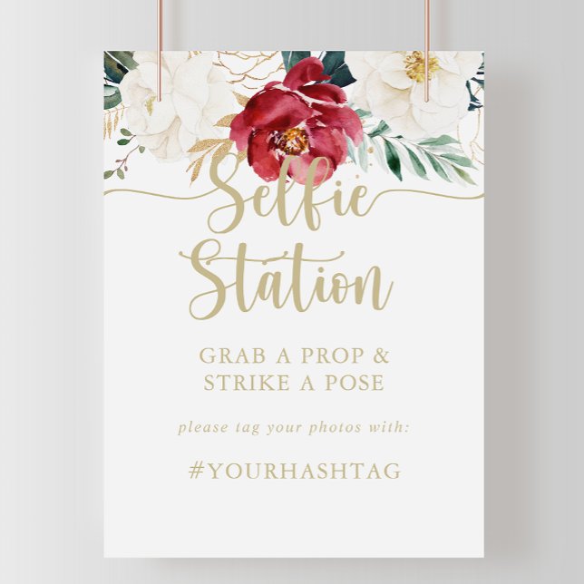 Klassisches Gold Floral Selfie Station-Zeichen Poster (Von Creator hochgeladen)