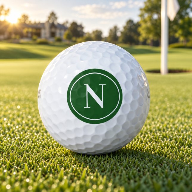 Klassisches grünes rundes Monogramm-Initial Golfball (Von Creator hochgeladen)