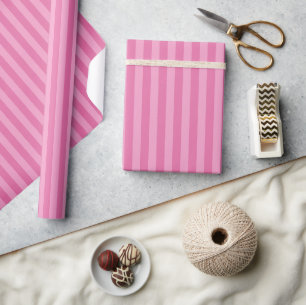 Klassisches helles, heißes, girly rosa Ombre-Strei Geschenkpapier